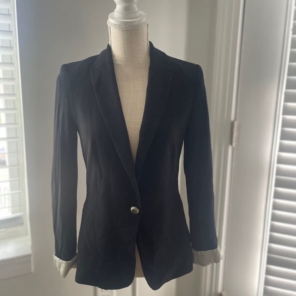 Zara Elegant Black Blazer with Silver Accent - Picture 1 of 7